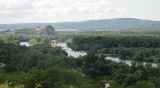 Dolný tok rieky s pohľadom na hrad Devín (B. Immerová)
